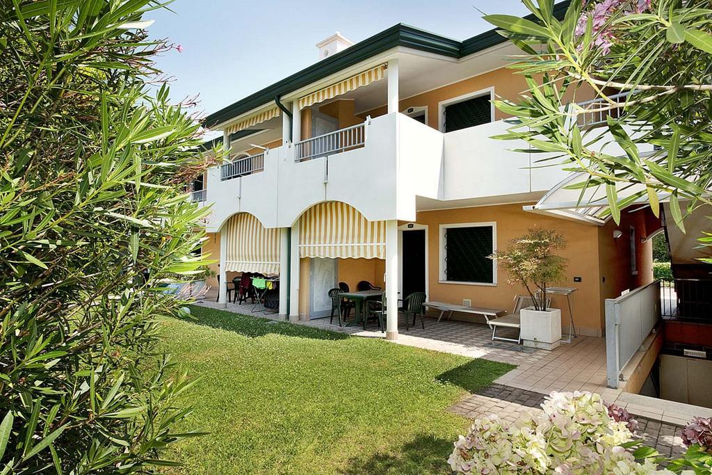 Residence Brenta Bibione Exterior photo